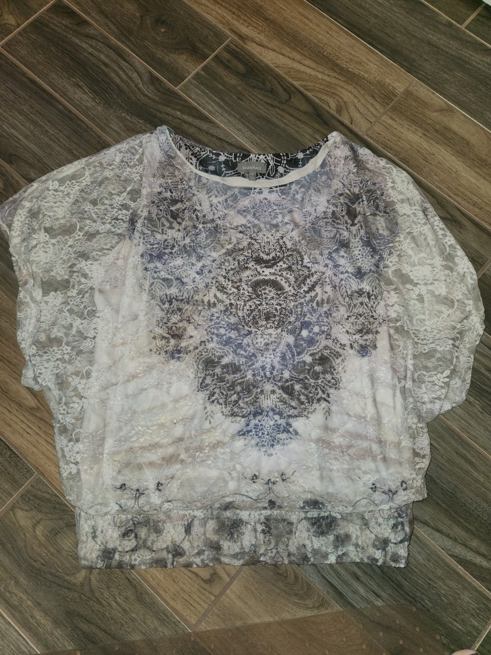 Lace Overlay Printed Blouse